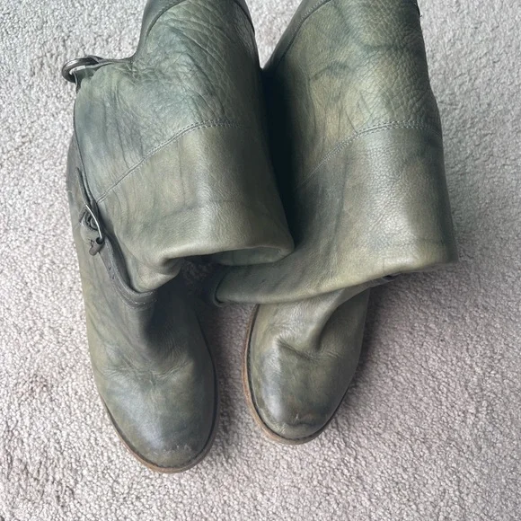 Frye Boots - Size 9 - Picture 9 of 11